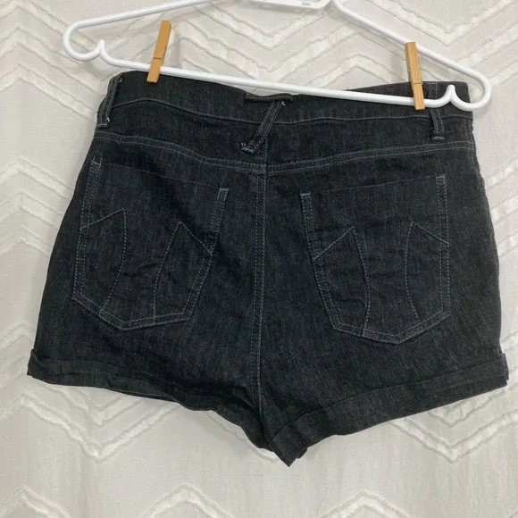 Tripp NYC high waisted shorts - Picture 2 of 4